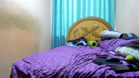 nakedlima online show from July 2026 05:15:02 PM