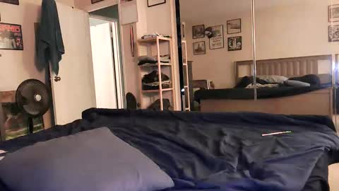 nakedmonkey online show from March 2026 02:19:02 AM