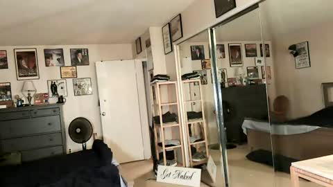 nakedmonkey online show from June 2026 03:41:02 AM