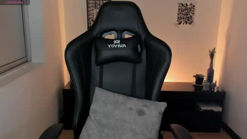 nala_saphir online show from April 2026 06:14:01 AM