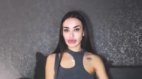 Lady online show from March 2026 06:23:02 PM