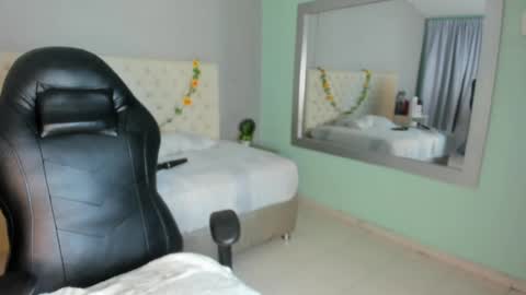 Snapshot of nami_sam chatting on March 2025 03:18:01 PM nami_sam online show from March 2025 03:18:01 PM