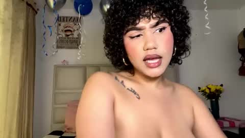 Snapshot of namithompson chatting on October 2025 09:43:02 PM NamiThompson online show from October 2025 09:43:02 PM