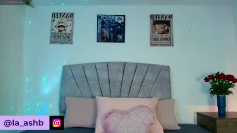 NamiThompson online show from April 2026 09:56:02 PM