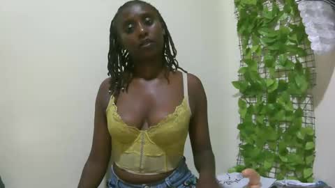 nana2095 online show from June 2026 07:48:01 PM