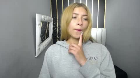 Snapshot of nancy_blonde chatting on May 2026 02:12:02 PM nancy blonde online show from May 2026 02:12:02 PM