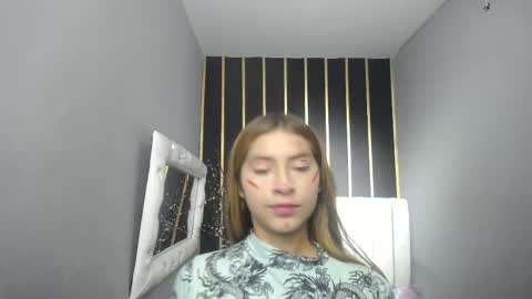 Snapshot of nancy_blonde chatting on June 2026 12:32:01 PM nancy blonde online show from June 2026 12:32:01 PM