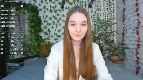 Luna online show from February 2025 07:03:01 AM