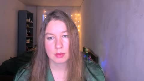 Nancy online show from December 2025 05:59:02 AM