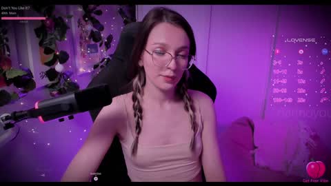 NannoNancy online show from December 2024 08:37:01 PM