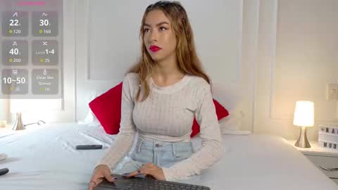 Snapshot of nany_model25 chatting on October 2025 08:32:02 PM nany_model25 online show from October 2025 08:32:02 PM