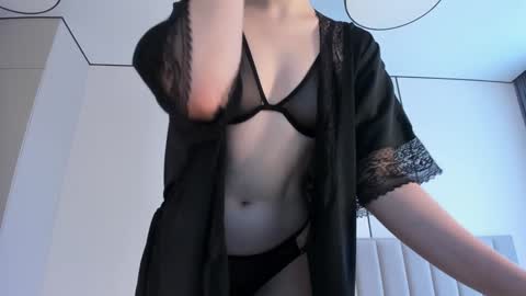 Snapshot of naomi_52 chatting on February 2025 04:57:01 AM Naomi online show from February 2025 04:57:01 AM