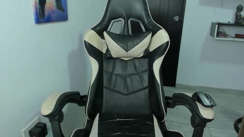 Snapshot of naomi_berckley chatting on September 2025 07:56:02 AM naomi_berckley online show from September 2025 07:56:02 AM