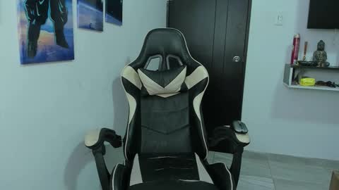 Snapshot of naomi_berckley chatting on October 2025 05:51:02 AM naomi_berckley online show from October 2025 05:51:02 AM