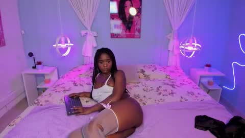 Naomi online show from March 2026 09:40:01 PM