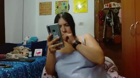 naomi_d online show from February 2025 10:47:02 PM