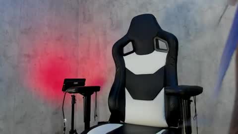 Heidy  online show from May 2026 05:13:01 AM
