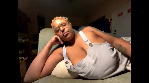 Naomigiirl6 online show from January 2025 09:15:02 AM