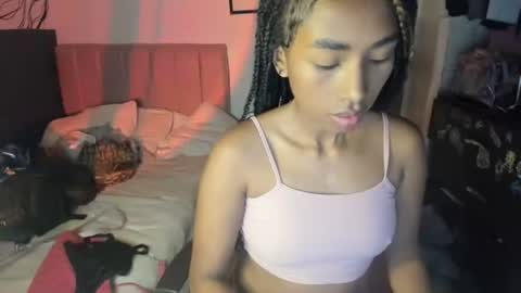 Naomii online show from January 2025 03:42:01 AM