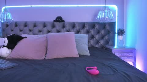 Snapshot of naomii_soto chatting on December 2024 04:09:02 PM Naomi online show from December 2024 04:09:02 PM