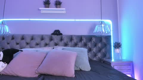 Snapshot of naomii_soto chatting on December 2024 09:56:02 PM Naomi online show from December 2024 09:56:02 PM