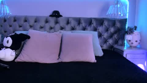 Snapshot of naomii_soto chatting on February 2025 10:54:01 PM Naomi online show from February 2025 10:54:01 PM