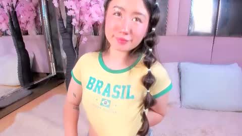 Snapshot of naomii_star chatting on January 2026 10:13:01 PM online show from January 2026 10:13:01 PM