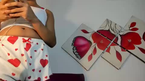 naomiwildburn online show from November 2025 03:00:01 PM