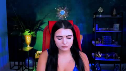 naomiwilsons online show from November 2025 01:00:01 PM
