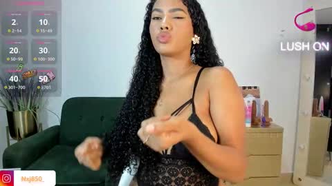 Snapshot of naomixjones1 chatting on March 2025 08:57:01 PM Naomi online show from March 2025 08:57:01 PM