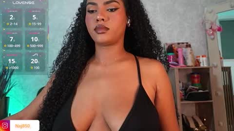 Naomi     online show from February 2026 06:52:02 PM