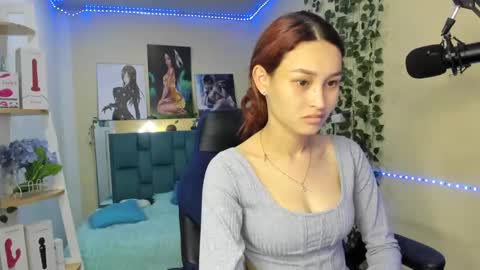 Snapshot of naomy777_ chatting on January 2025 07:18:02 PM naomy online show from January 2025 07:18:02 PM