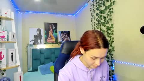 Snapshot of naomy777_ chatting on January 2025 07:35:01 PM naomy online show from January 2025 07:35:01 PM