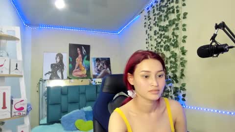 Snapshot of naomy777_ chatting on February 2025 11:22:01 PM naomy online show from February 2025 11:22:01 PM