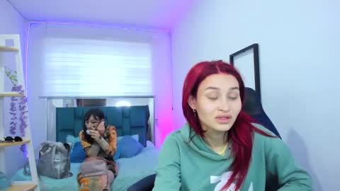 Snapshot of naomy777_ chatting on October 2025 08:07:02 PM naomy online show from October 2025 08:07:02 PM