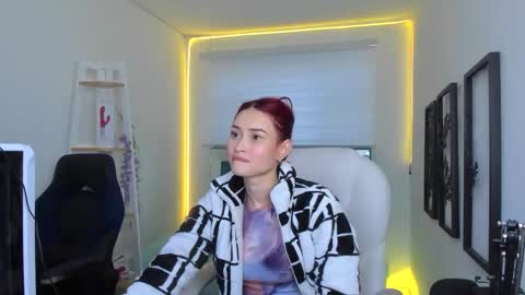 Snapshot of naomy777_ chatting on October 2025 11:00:01 AM naomy online show from October 2025 11:00:01 AM