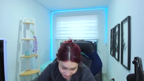 Snapshot of naomy777_ chatting on November 2025 08:07:01 PM naomy online show from November 2025 08:07:01 PM