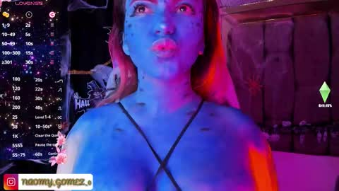 Naomy online show from October 2025 04:09:02 PM