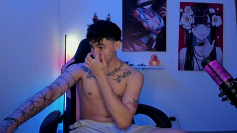 Snapshot of naranjo_seb chatting on December 2024 09:03:01 AM sebastian online show from December 2024 09:03:01 AM