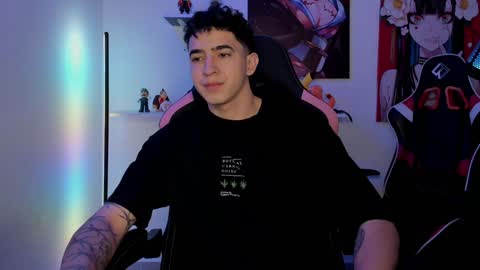 Snapshot of naranjo_seb chatting on January 2025 08:06:01 AM sebastian online show from January 2025 08:06:01 AM