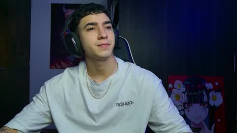 Snapshot of naranjo_seb chatting on November 2025 04:12:02 AM sebastian online show from November 2025 04:12:02 AM