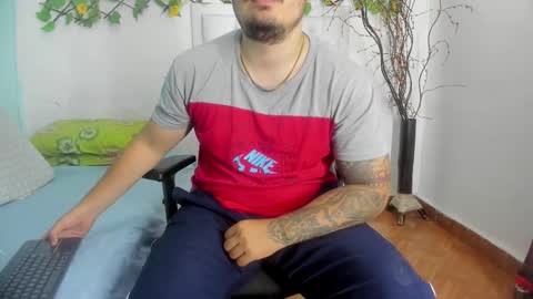 Snapshot of narciso_kh chatting on November 2025 07:05:02 PM deibyd online show from November 2025 07:05:02 PM