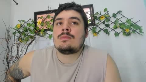 Snapshot of narciso_kh chatting on December 2025 08:25:02 PM deibyd online show from December 2025 08:25:02 PM