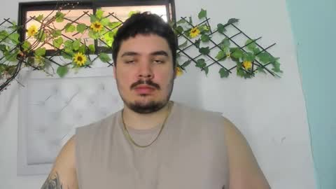 Snapshot of narciso_kh chatting on December 2025 06:25:02 PM deibyd online show from December 2025 06:25:02 PM