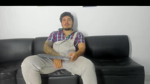 Snapshot of narciso_kh chatting on January 2026 02:27:02 AM deibyd online show from January 2026 02:27:02 AM