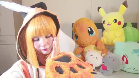 Naree online show from September 2025 01:57:02 PM