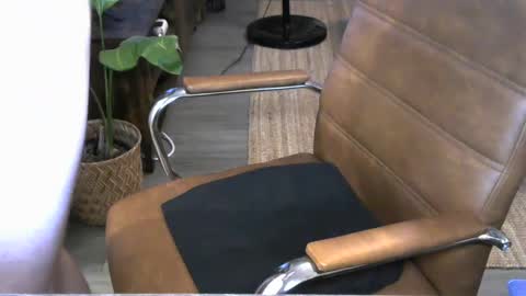 nareth338 online show from September 2025 06:51:01 AM