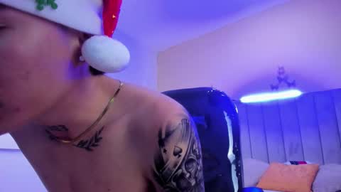 Snapshot of nascary_fox chatting on December 2025 08:36:02 PM Nascary Fox online show from December 2025 08:36:02 PM