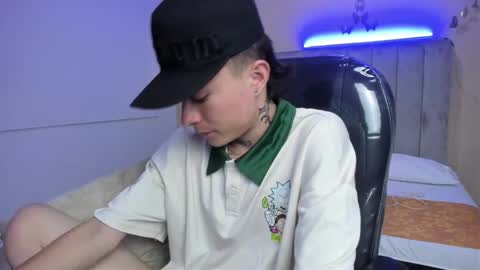 Snapshot of nascary_fox chatting on February 2026 08:45:02 PM Nascary Fox online show from February 2026 08:45:02 PM