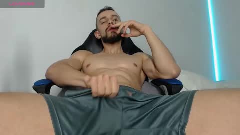 Snapshot of nassh_18 chatting on January 2025 04:18:02 AM nassh_18 online show from January 2025 04:18:02 AM